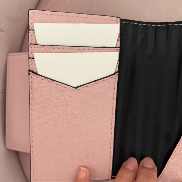 Victoria's Secret wallet and passport case bundle - Picture 4 of 6